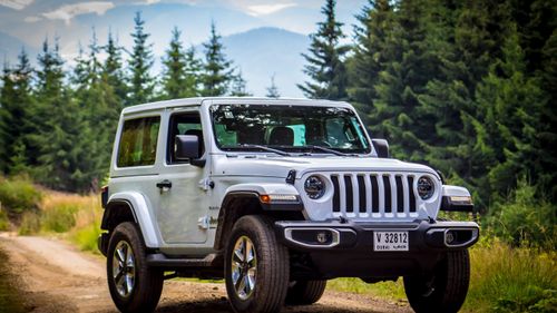 Jeep Wrangler 4xe Review Harnessing Hybrid Power for Rugged Adventure