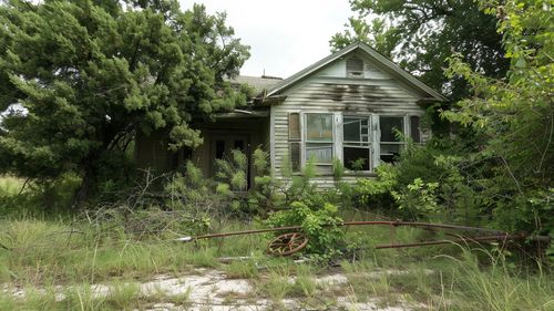 A Guide To Cheap Abandoned Houses For Seniors